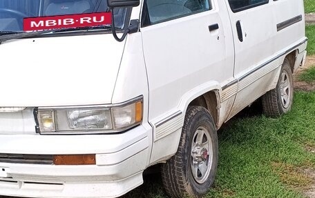 Toyota Town Ace III, 1988 год, 260 000 рублей, 5 фотография