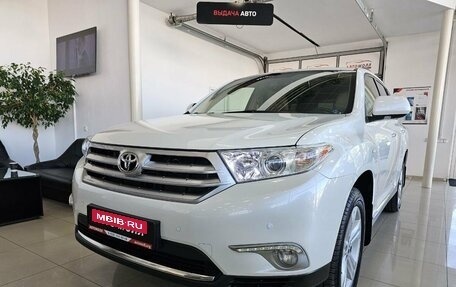 Toyota Highlander III, 2012 год, 3 770 000 рублей, 3 фотография