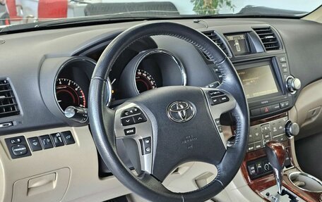 Toyota Highlander III, 2012 год, 3 770 000 рублей, 17 фотография