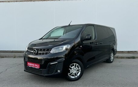 Opel Zafira Life I, 2021 год, 3 690 000 рублей, 1 фотография