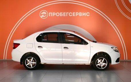 Renault Logan II, 2015 год, 850 000 рублей, 4 фотография