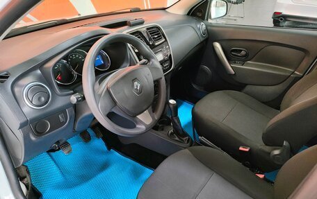 Renault Logan II, 2015 год, 850 000 рублей, 10 фотография