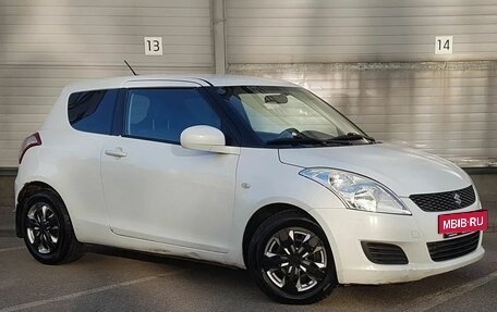 Suzuki Swift IV, 2011 год, 599 000 рублей, 3 фотография