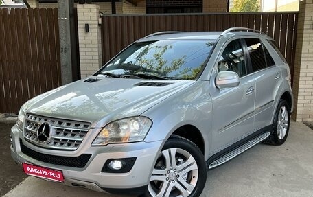 Mercedes-Benz M-Класс, 2009 год, 1 570 000 рублей, 1 фотография