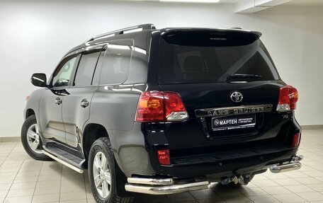 Toyota Land Cruiser 200, 2015 год, 4 666 000 рублей, 6 фотография