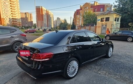 Mercedes-Benz E-Класс, 2015 год, 2 950 000 рублей, 4 фотография