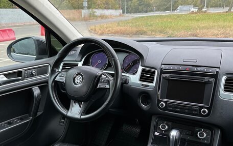 Volkswagen Touareg III, 2015 год, 2 630 000 рублей, 12 фотография