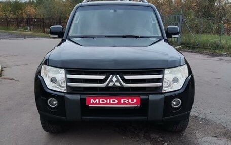 Mitsubishi Pajero IV, 2007 год, 1 550 000 рублей, 2 фотография