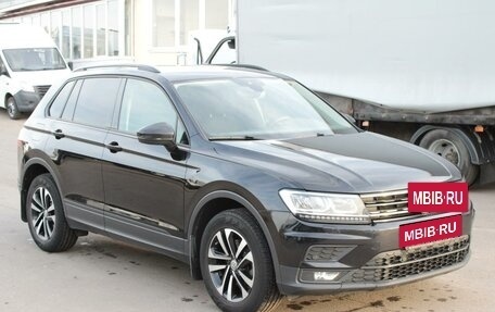 Volkswagen Tiguan II, 2020 год, 3 099 000 рублей, 3 фотография