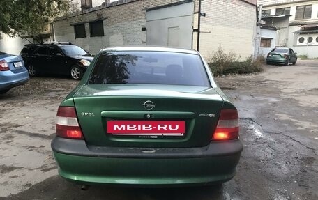 Opel Vectra B рестайлинг, 1996 год, 250 000 рублей, 3 фотография