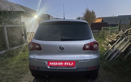 Volkswagen Tiguan I, 2010 год, 750 000 рублей, 4 фотография