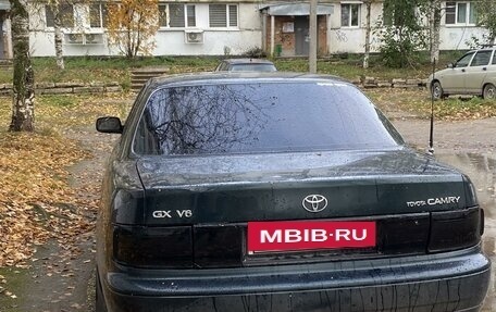 Toyota Camry, 1994 год, 350 000 рублей, 2 фотография