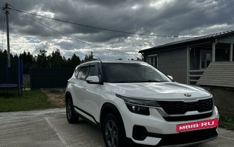 KIA Seltos I, 2020 год, 2 000 000 рублей, 3 фотография