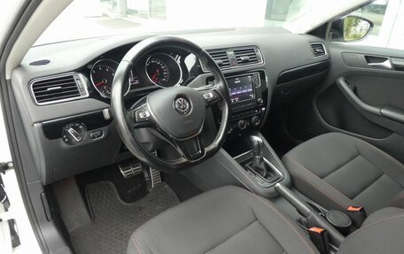 Volkswagen Jetta VI, 2018 год, 1 575 000 рублей, 11 фотография