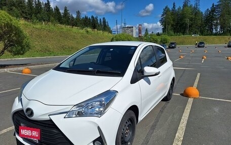 Toyota Vitz, 2019 год, 1 130 000 рублей, 3 фотография