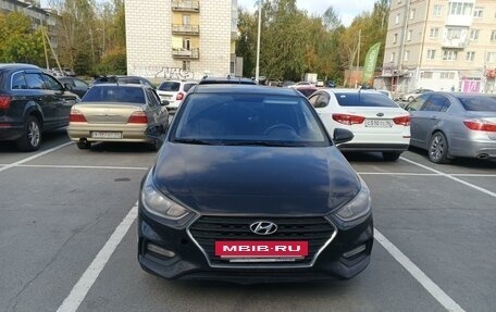 Hyundai Solaris II рестайлинг, 2017 год, 800 000 рублей, 8 фотография