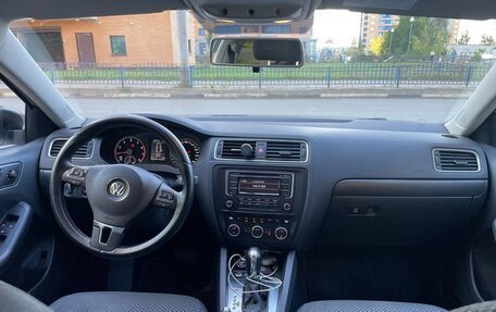 Volkswagen Jetta VI, 2014 год, 1 250 000 рублей, 6 фотография