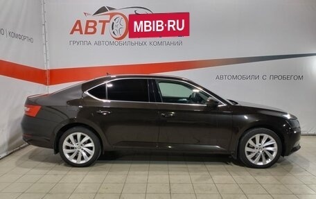 Skoda Superb III рестайлинг, 2016 год, 1 900 000 рублей, 8 фотография