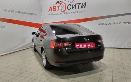 Skoda Superb III рестайлинг, 2016 год, 1 900 000 рублей, 5 фотография