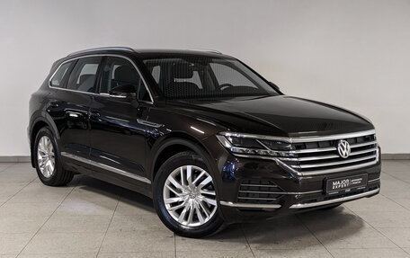 Volkswagen Touareg III, 2019 год, 5 990 000 рублей, 3 фотография