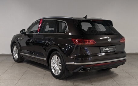 Volkswagen Touareg III, 2019 год, 5 990 000 рублей, 7 фотография