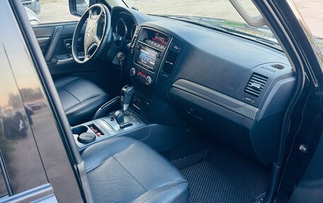 Mitsubishi Pajero IV, 2012 год, 2 250 000 рублей, 20 фотография