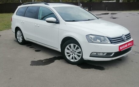 Volkswagen Passat B7, 2011 год, 1 300 000 рублей, 3 фотография