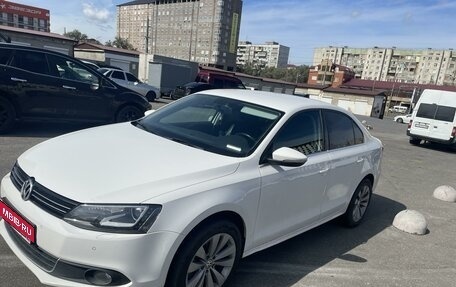 Volkswagen Jetta VI, 2013 год, 1 500 000 рублей, 1 фотография