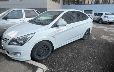 Hyundai Solaris II рестайлинг, 2016 год, 1 250 000 рублей, 3 фотография