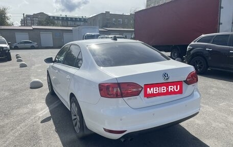 Volkswagen Jetta VI, 2013 год, 1 500 000 рублей, 3 фотография