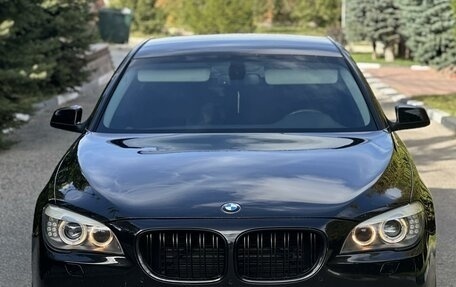 BMW 7 серия, 2010 год, 1 370 000 рублей, 3 фотография