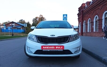 KIA Rio III рестайлинг, 2012 год, 830 000 рублей, 2 фотография