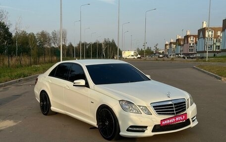 Mercedes-Benz E-Класс, 2012 год, 1 930 000 рублей, 6 фотография