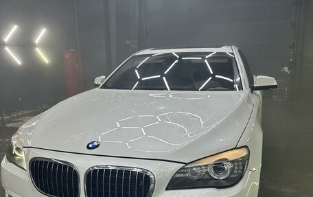 BMW 7 серия, 2010 год, 2 350 000 рублей, 9 фотография