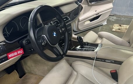 BMW 7 серия, 2010 год, 2 350 000 рублей, 19 фотография