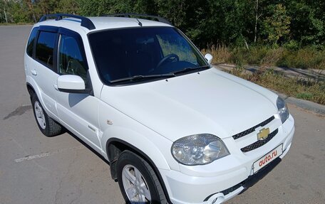 Chevrolet Niva I рестайлинг, 2014 год, 630 000 рублей, 3 фотография