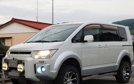 Mitsubishi Delica D:5 I, 2017 год, 2 140 000 рублей, 2 фотография