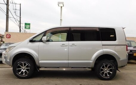 Mitsubishi Delica D:5 I, 2017 год, 2 140 000 рублей, 13 фотография