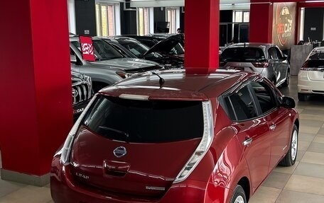 Nissan Leaf I, 2013 год, 560 000 рублей, 14 фотография