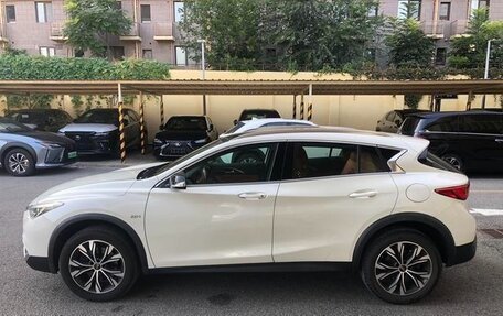 Infiniti QX30, 2019 год, 2 480 000 рублей, 4 фотография