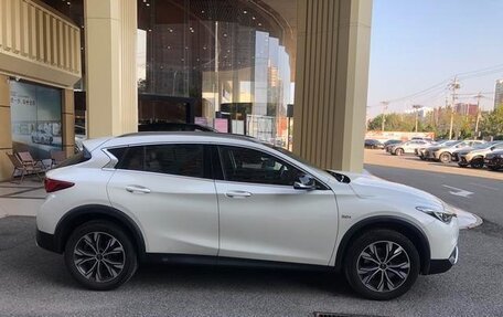 Infiniti QX30, 2019 год, 2 480 000 рублей, 8 фотография