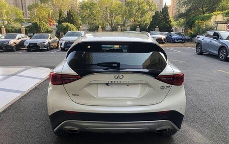 Infiniti QX30, 2019 год, 2 480 000 рублей, 6 фотография