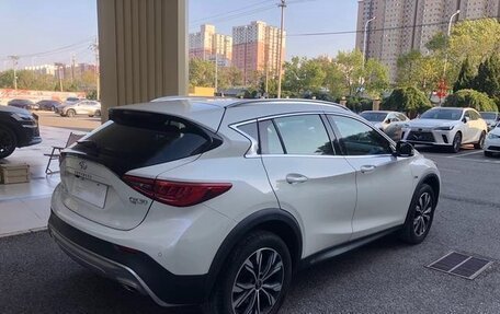 Infiniti QX30, 2019 год, 2 480 000 рублей, 7 фотография