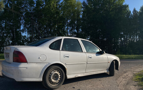 Opel Vectra B рестайлинг, 2000 год, 150 000 рублей, 4 фотография