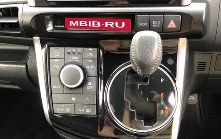 Toyota Wish II, 2017 год, 1 115 000 рублей, 14 фотография