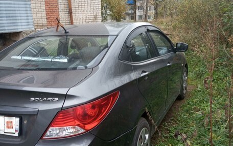 Hyundai Solaris II рестайлинг, 2012 год, 800 000 рублей, 5 фотография