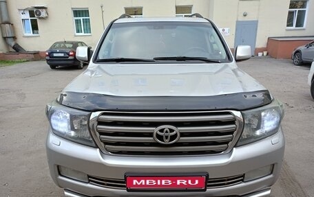 Toyota Land Cruiser 200, 2008 год, 2 600 000 рублей, 11 фотография