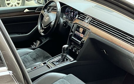 Volkswagen Passat B8 рестайлинг, 2015 год, 1 729 000 рублей, 3 фотография