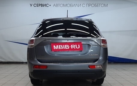 Mitsubishi Outlander III рестайлинг 3, 2012 год, 1 455 000 рублей, 4 фотография