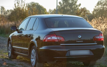 Skoda Superb III рестайлинг, 2012 год, 1 300 000 рублей, 5 фотография